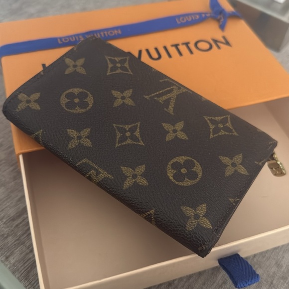 Louis Vuitton monogram wallet -Authentic - Picture 4 of 15